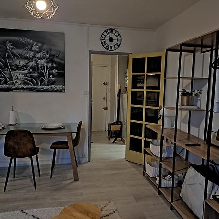 Tout Confort - Clim- Salle De Bain Commune Nîmes Kültér fotó