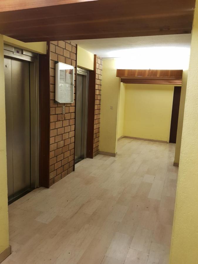 Tout Confort - Clim- Salle De Bain Commune Nîmes Kültér fotó