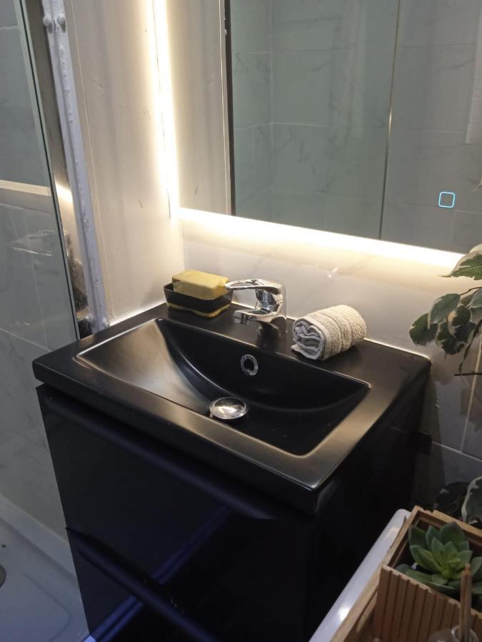 Tout Confort - Clim- Salle De Bain Commune Nîmes Kültér fotó