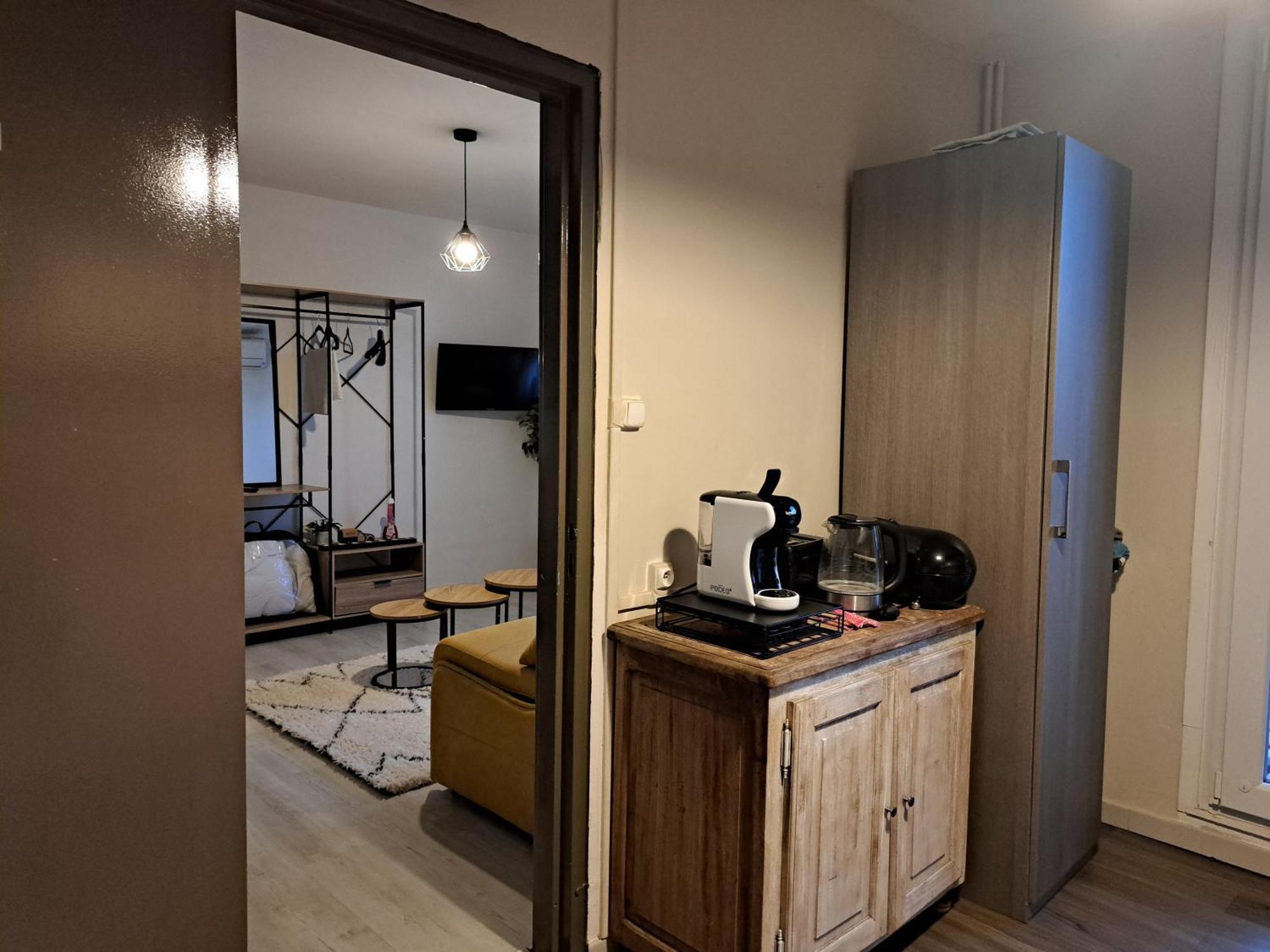 Tout Confort - Clim- Salle De Bain Commune Nîmes Kültér fotó