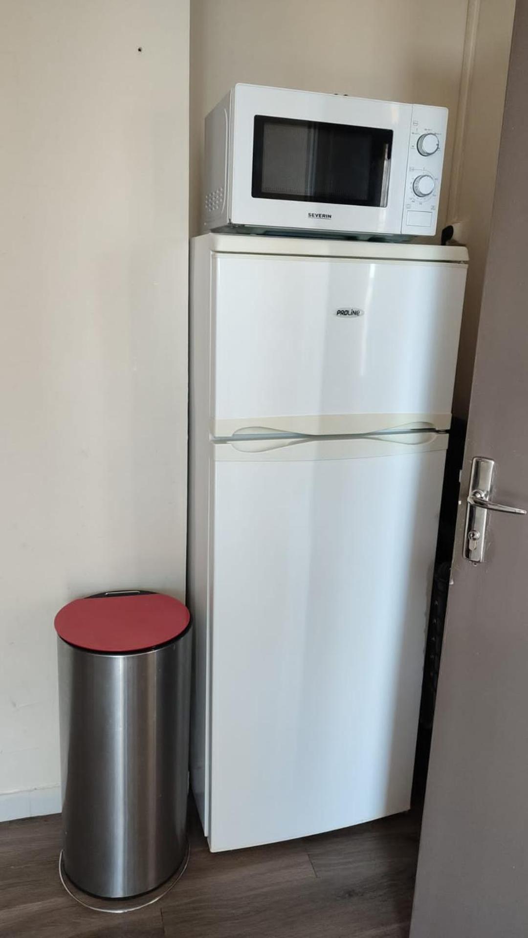 Tout Confort - Clim- Salle De Bain Commune Nîmes Kültér fotó